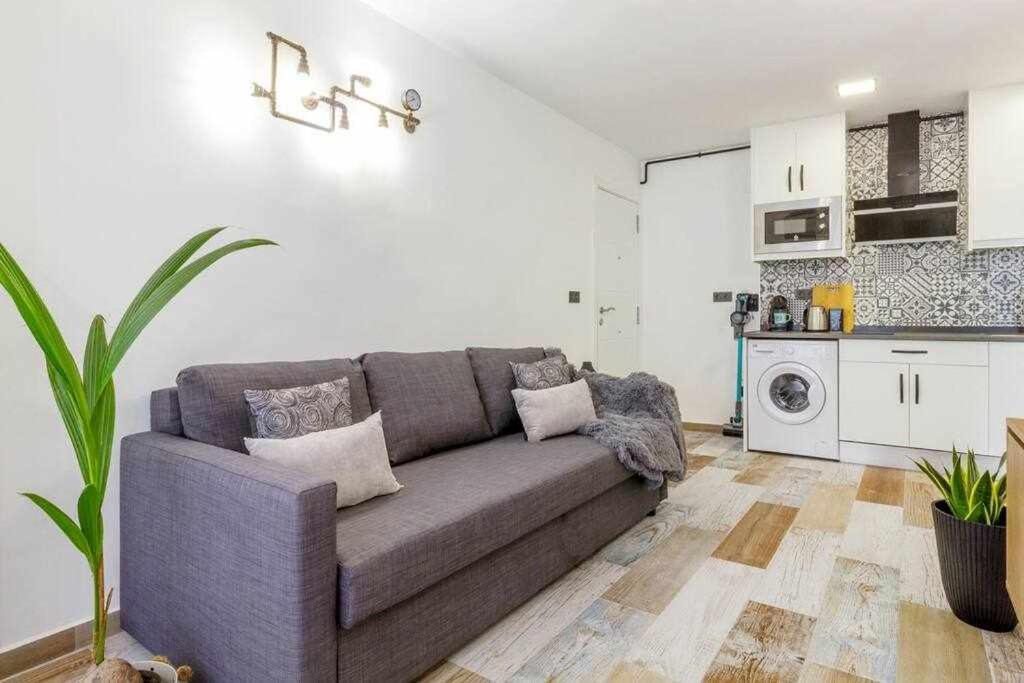 Bungalow Pink Palm Beach Torrevieja Eksteriør billede