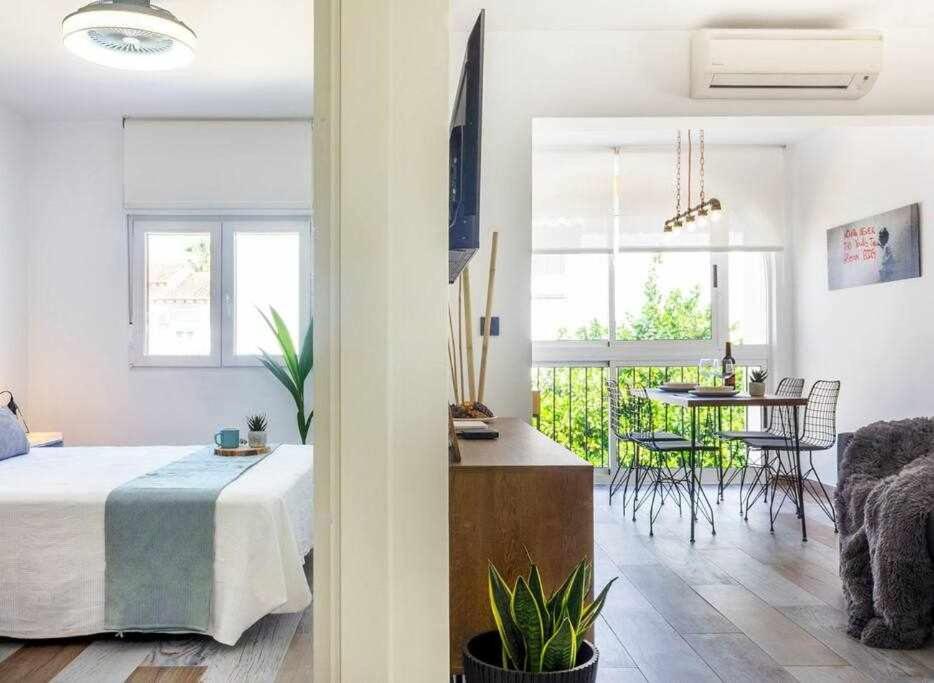 Bungalow Pink Palm Beach Torrevieja Eksteriør billede